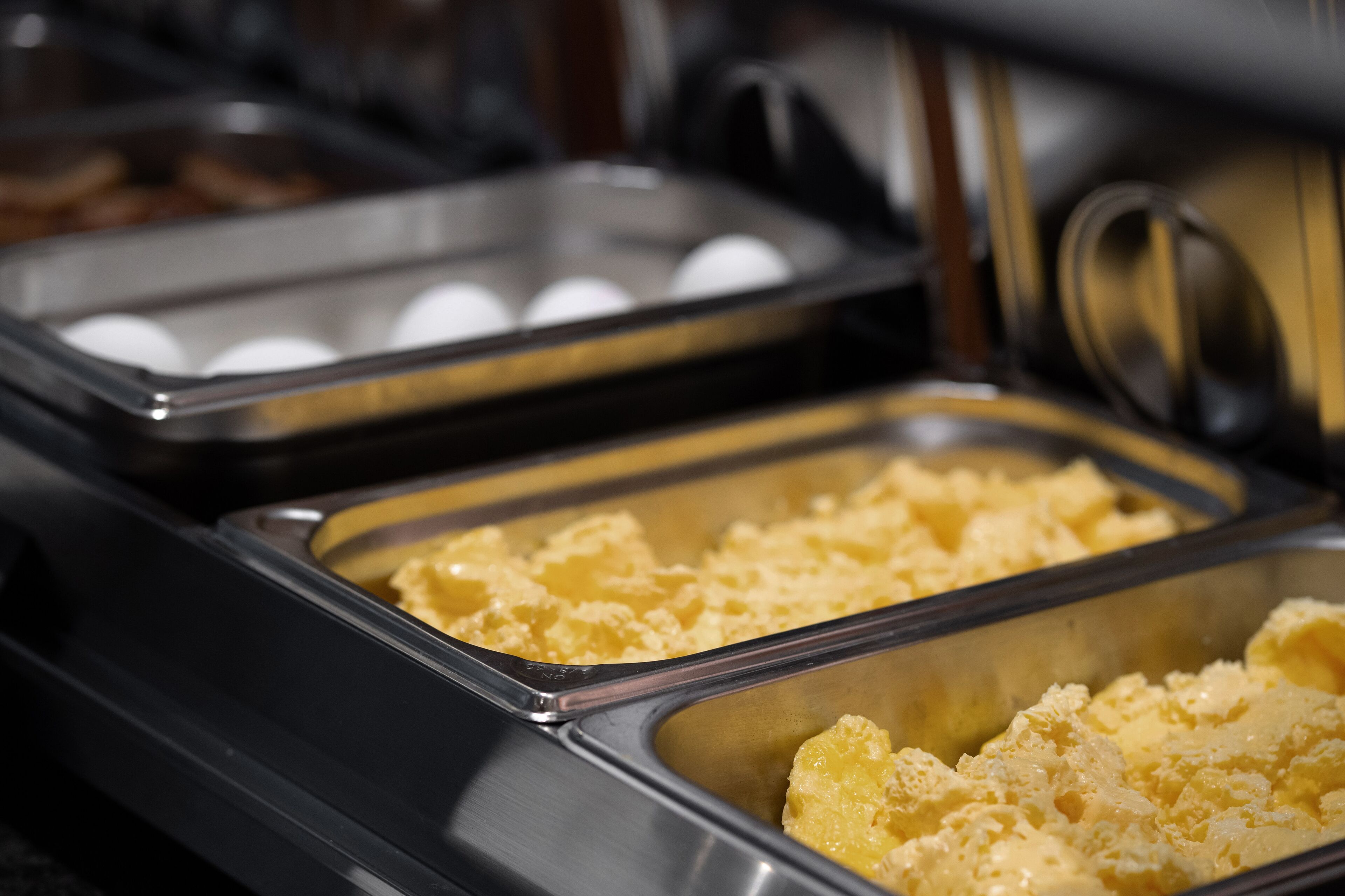 daily buffet breakfast for a fee