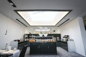 Food-Court