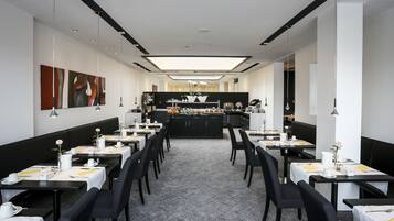 Daily buffet breakfast (EUR 17 per person)