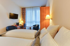 Superior Double Room | In-room safe, desk, soundproofing, free WiFi