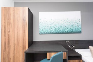 Standard Single Room | Living area