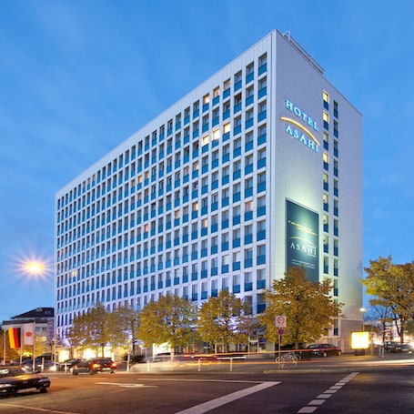 Außenbereich. Hotel Asahi
