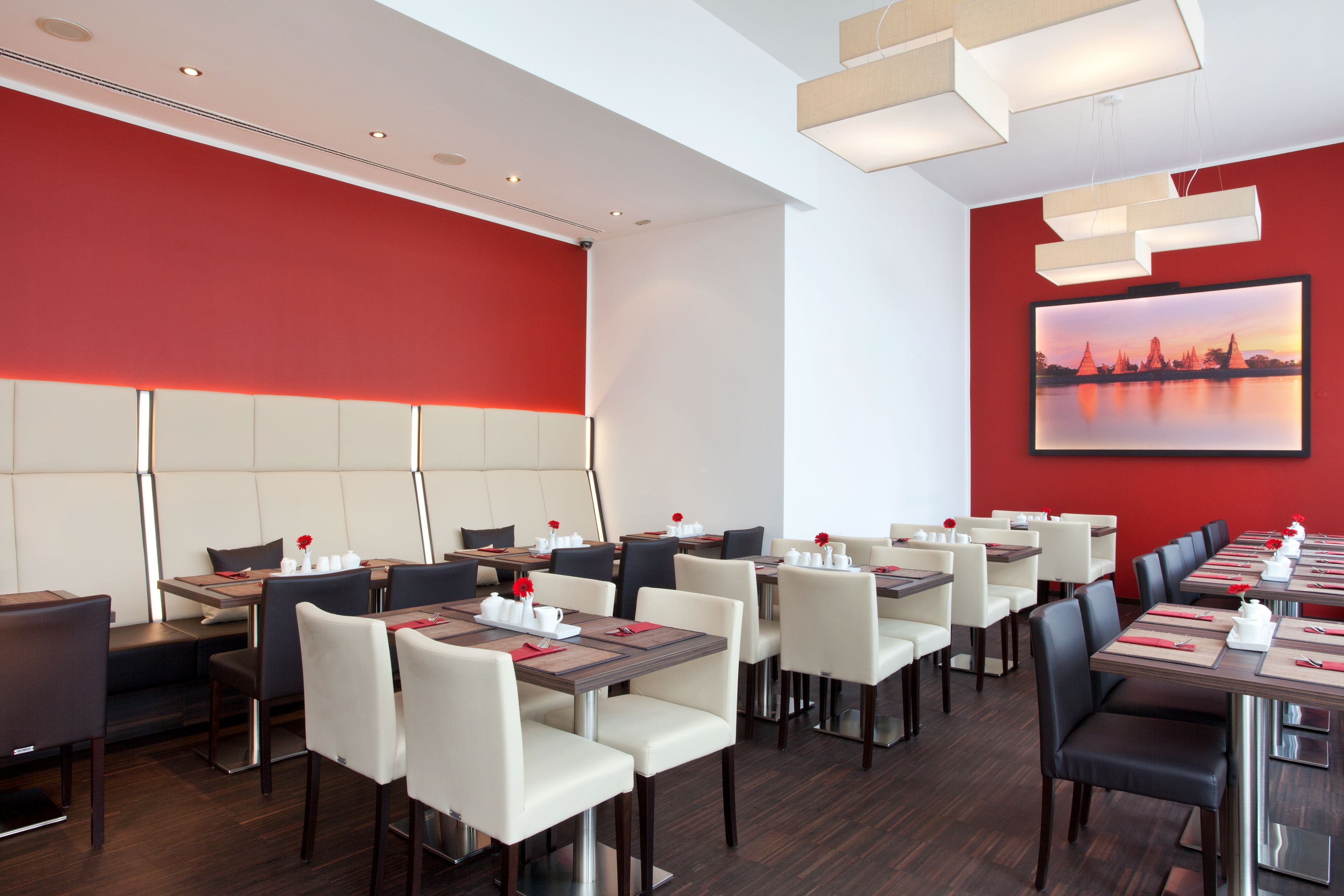 Dagelijks continentaal ontbijt (EUR 25 per persoon)