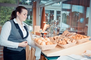 Daily buffet breakfast (EUR 16 per person)