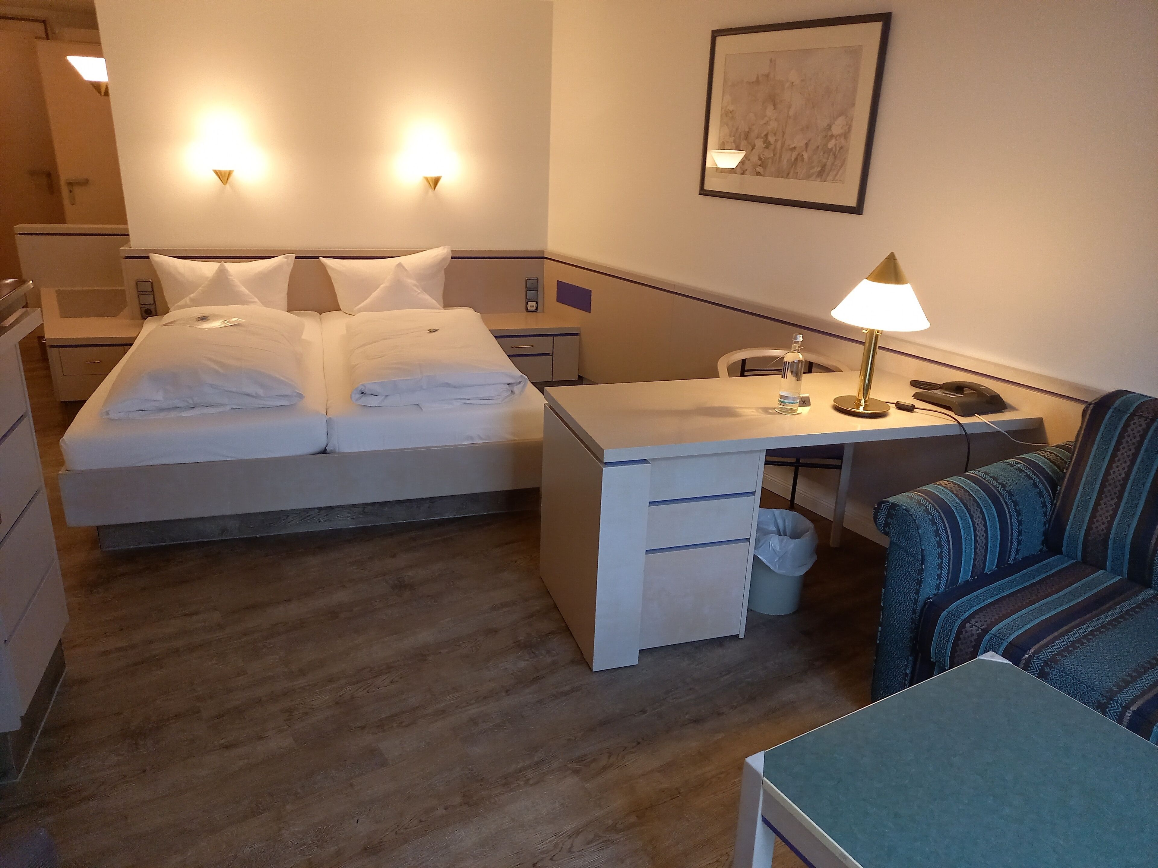 standard double room | 1 bedroom, in-room safe, free wifi, bed sheets