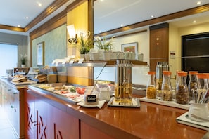 Daily buffet breakfast (EUR 24.50 per person)