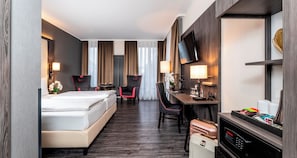 View from room - PLAZA Premium Parkhotel Norderstedt (Norderstedt)