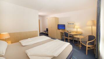 Tweepersoonskamer | 1 slaapkamer, hypoallergeen beddengoed, een bureau
