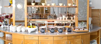 Fairway Hotel