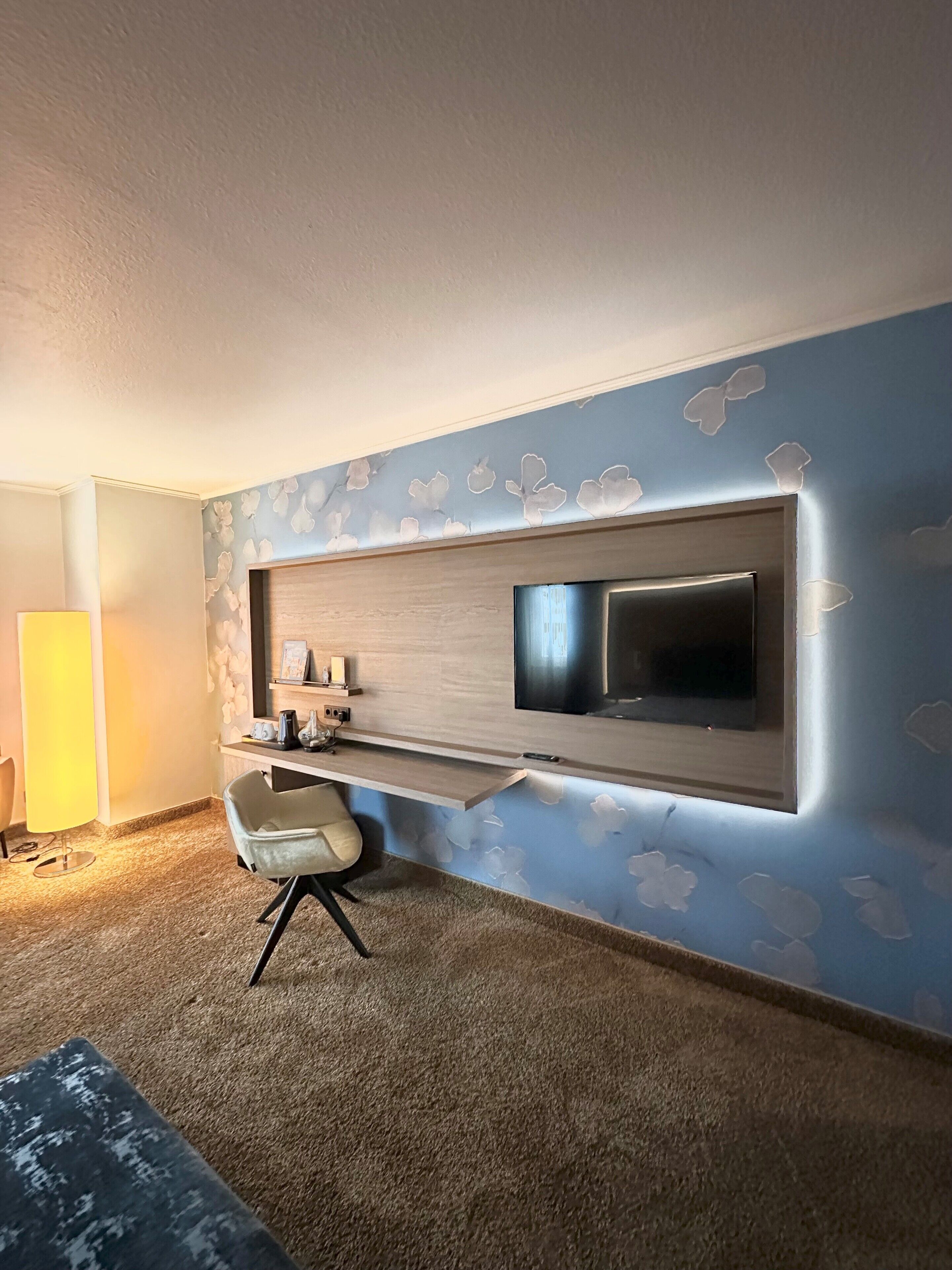 Premium bedding, in-room safe, individually decorated, desk