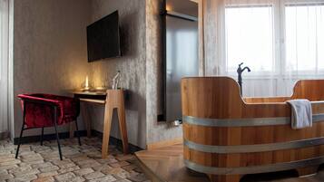 Romantic Double Room | Premium bedding, in-room safe, desk, laptop workspace