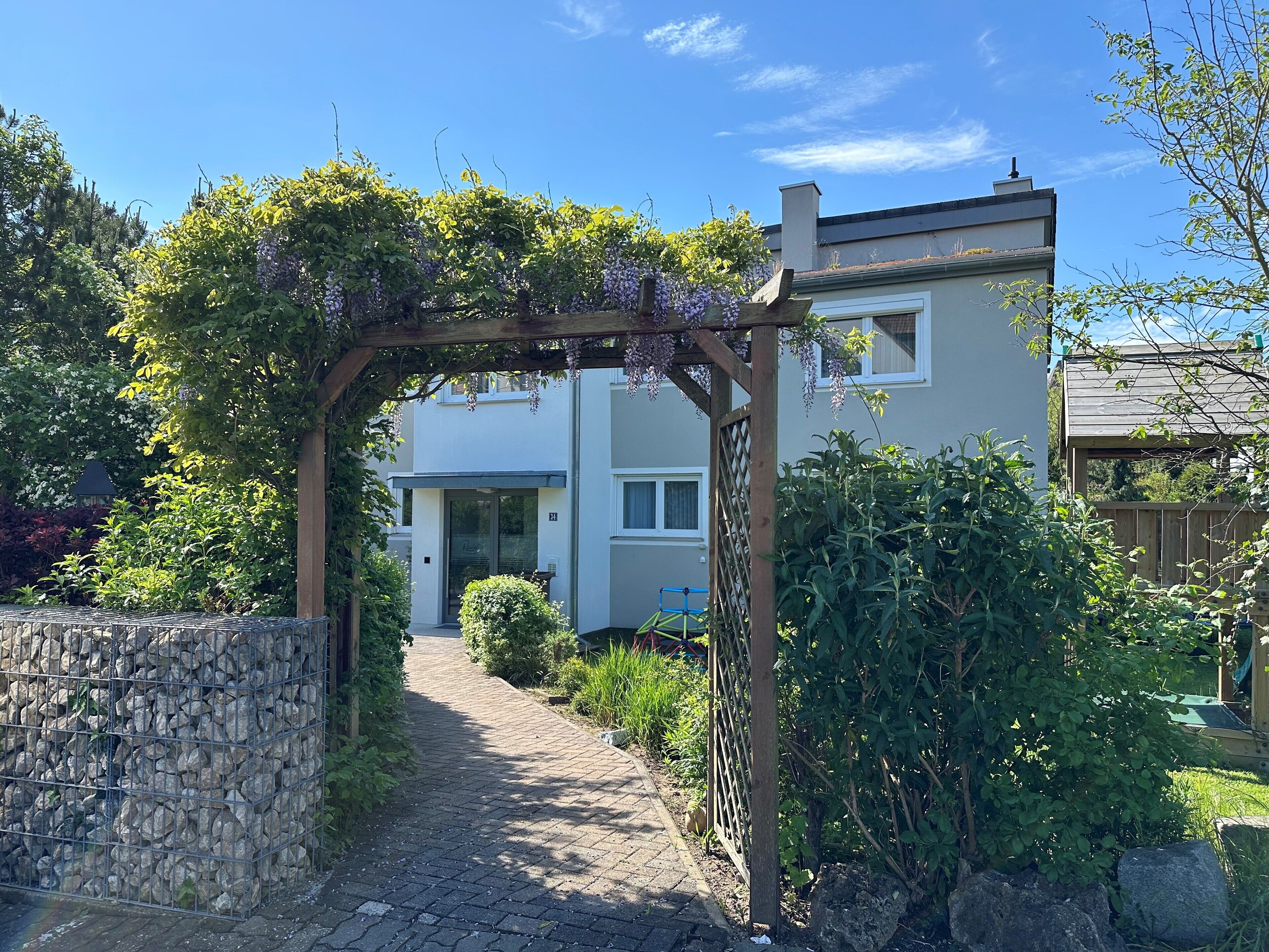 Comfort-Apartment (2+1) | Allergikerbettwaren, Zimmersafe, individuell dekoriert, Schreibtisch