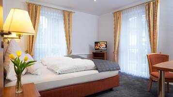 Premium bedding, minibar, in-room safe, desk