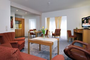 Grand Suite, Non Smoking, Garden View
