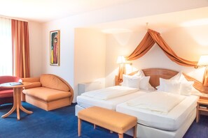 Literie de qualité supérieure, minibar, coffres-forts dans les chambres