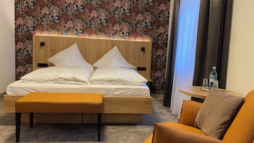 Superior Double or Twin Room, Penyaman udara | Peralatan tempat tidur premium, peti besi dalam bilik