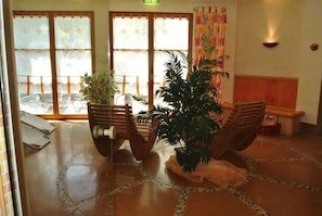 2 treatment rooms