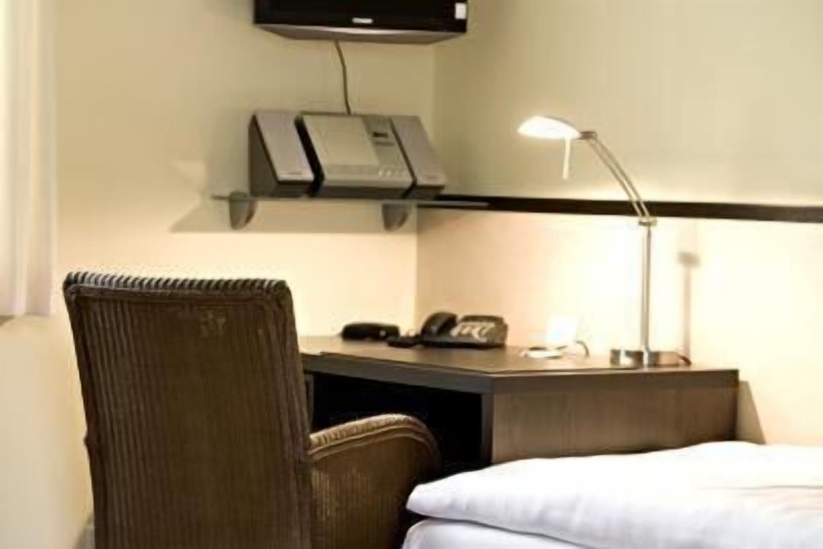 in-room safe, desk, iron/ironing board, free wifi