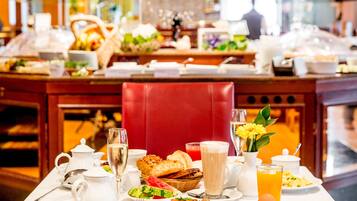 Daily breakfast for a fee