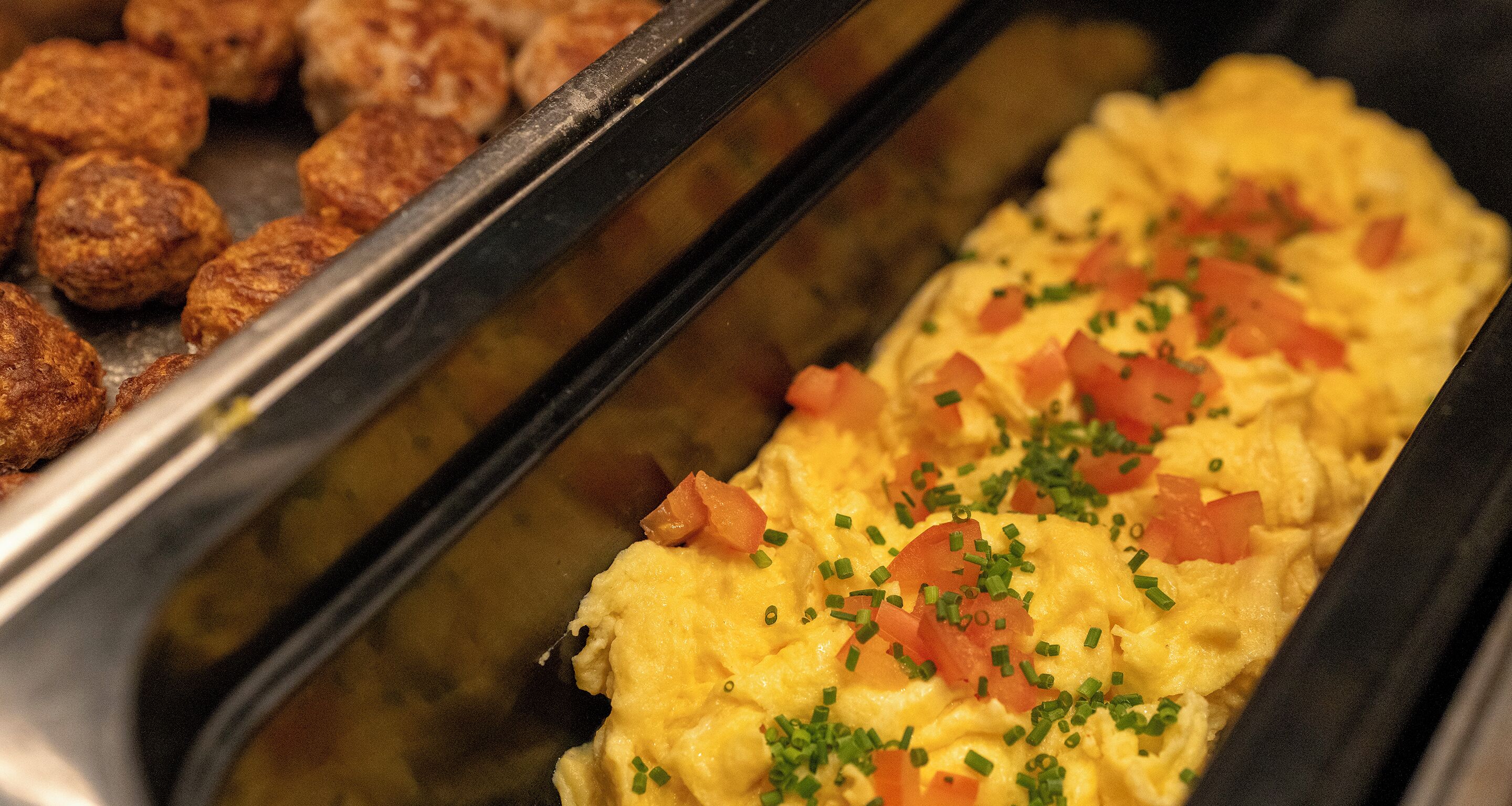 Se ofrece un desayuno bufé (17.00 EUR por persona)