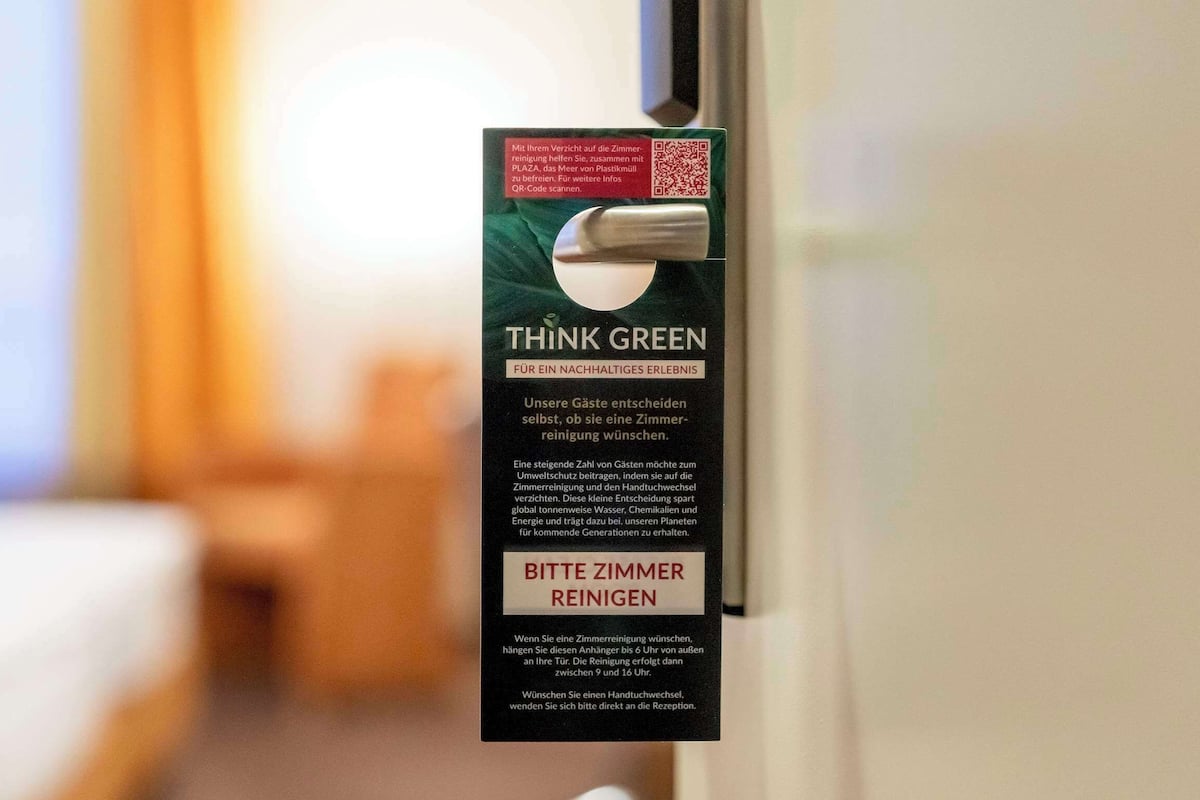 Hypo-allergenic bedding, in-room safe, desk, laptop workspace