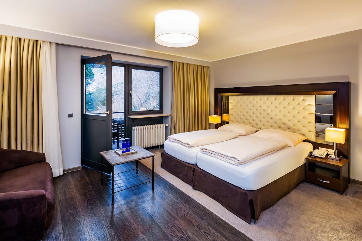 1 bedroom, in-room safe, desk, free WiFi