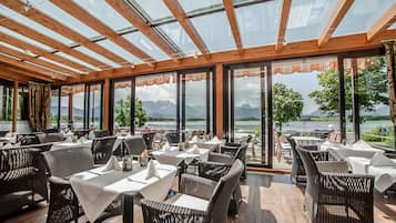Petit déjeuner buffet compris tous les jours