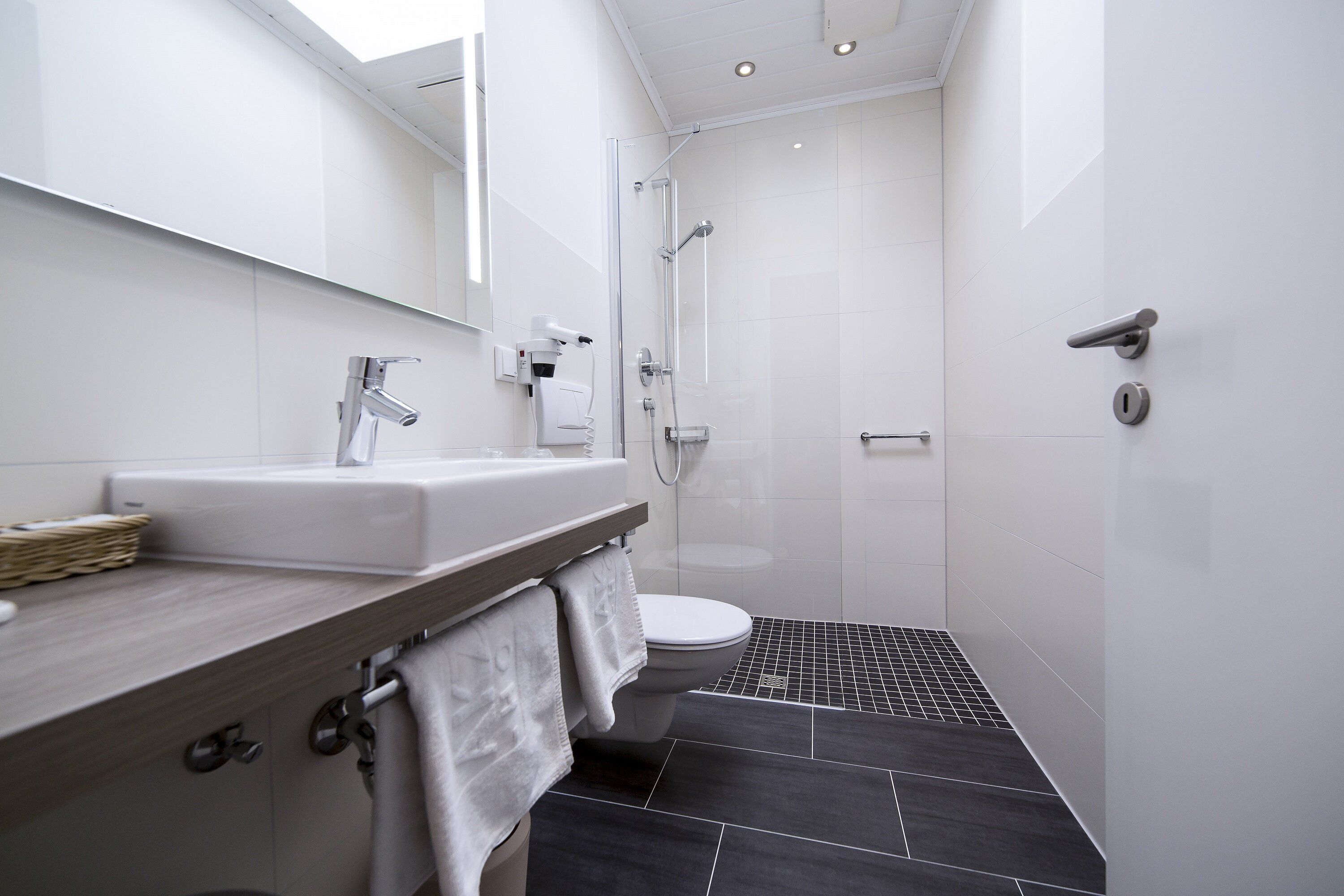 in-room safe, desk, soundproofing, rollaway beds