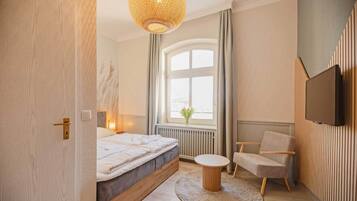 Junior-Doppelzimmer | Minibar, Zimmersafe, Verdunkelungsvorhänge, kostenloses WLAN