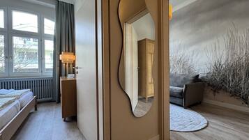 Suite | Minibar, Zimmersafe, Verdunkelungsvorhänge, kostenloses WLAN