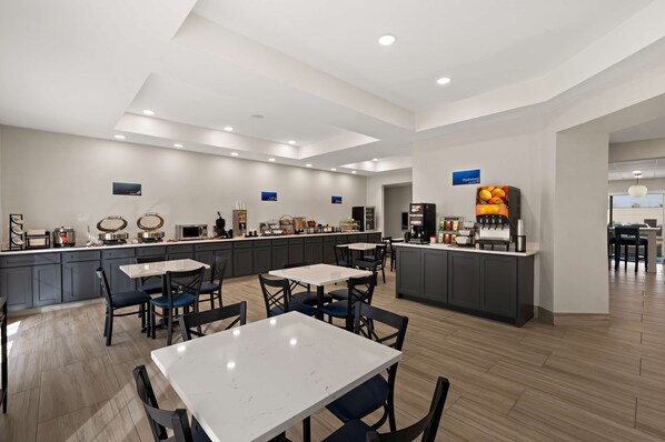 매일 뷔페 무료 아침 식사 포함