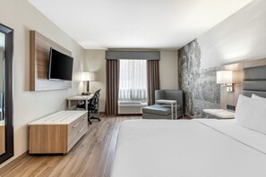 Standard Room, 1 King Bed, Non Smoking, Microwave