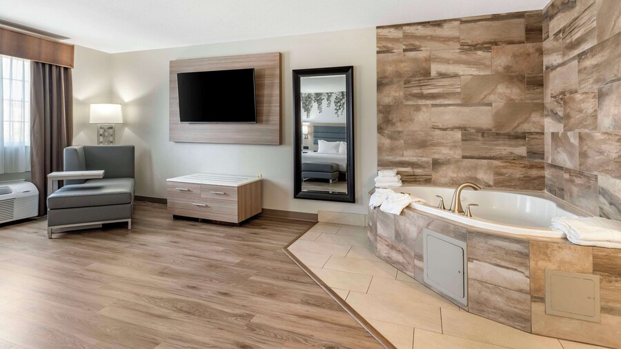 Best Western Plus Vineyard Inn