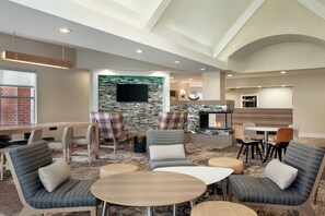 Lobby - Residence Inn by Marriott Vacaville (Vacaville)