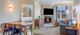 Sonesta ES Suites San Francisco Airport Oyster Point Waterfront