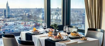 Radisson Montevideo Victoria Plaza Hotel