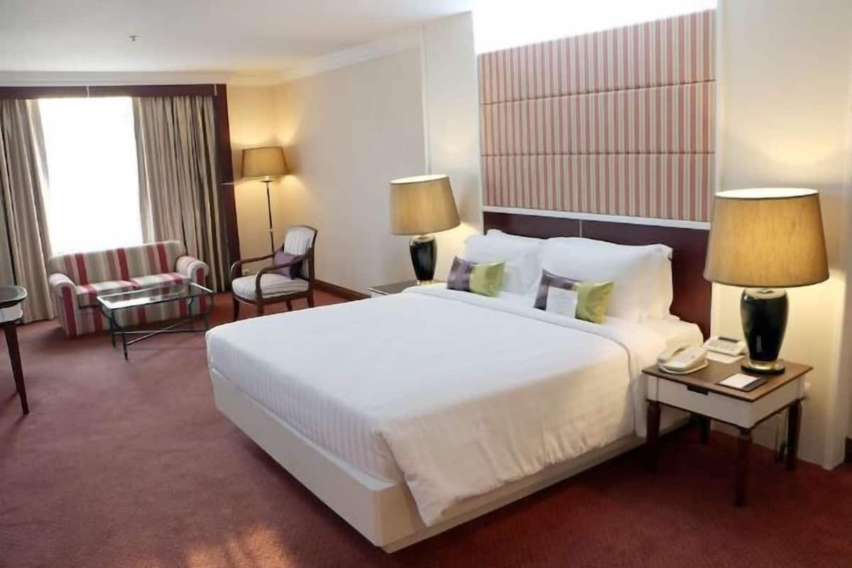 1 bedroom, minibar, in-room safe, desk