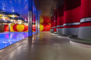Indoor pool, pool loungers