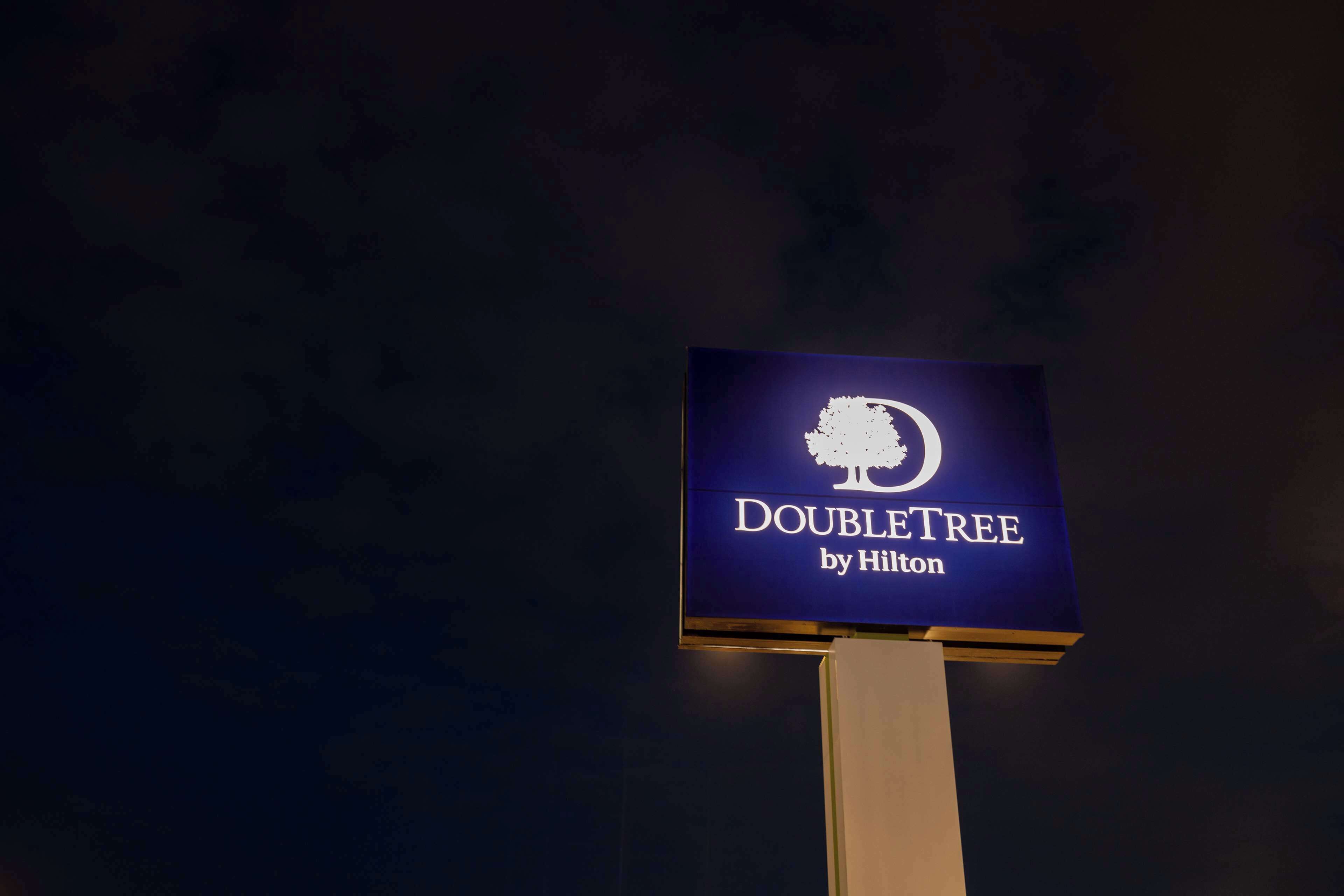 Foto - DoubleTree by Hilton Calgary North