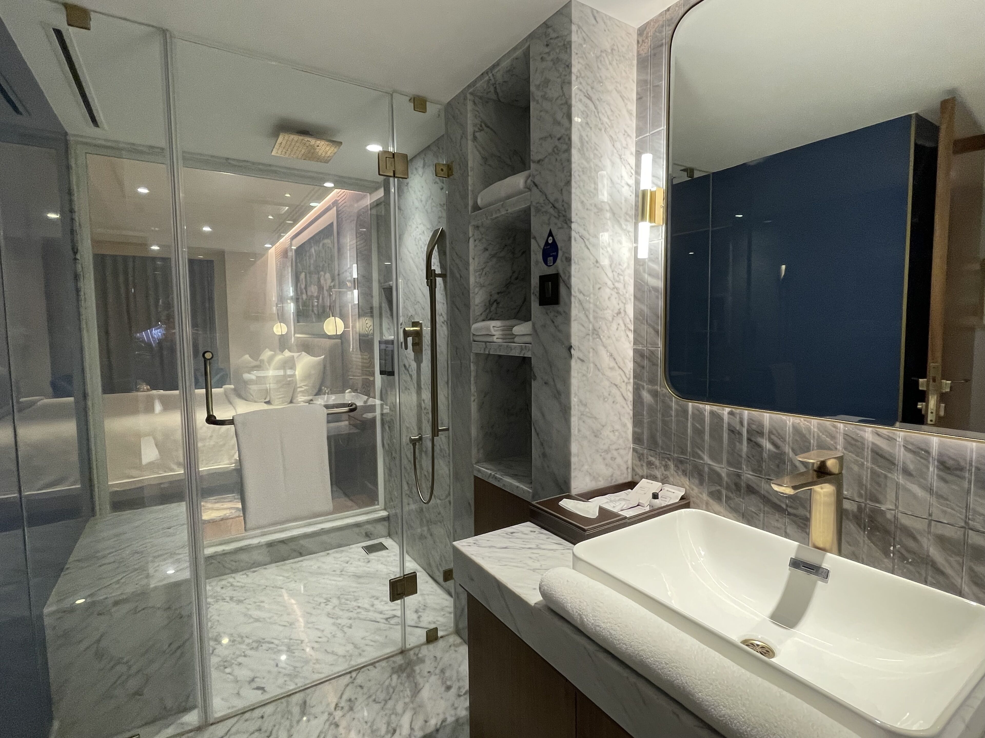 Photo - Radisson Blu Hotel & Suites GRT Chennai