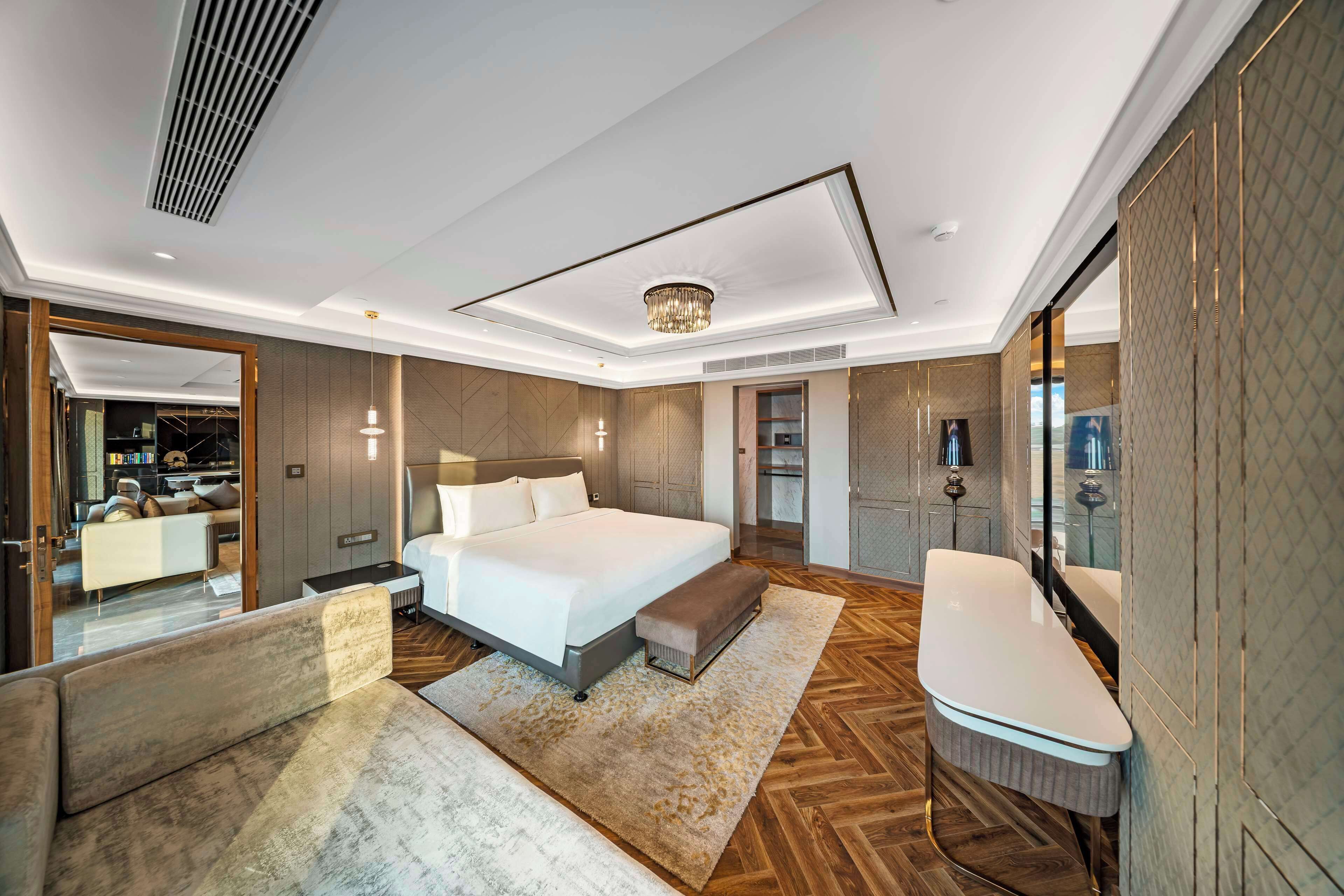 Presidential PentHouse Suite with Airport Transfers and Club Lounge access | Miscellaneous