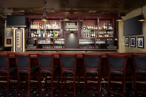 Bar (on property) - Hotel Bethlehem, A Historic Hotel of America (Bethlehem)