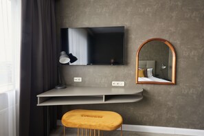 In-room safe, blackout drapes, iron/ironing board, free WiFi