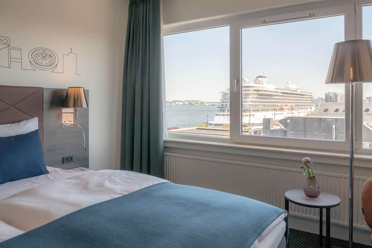 standard room | view from room