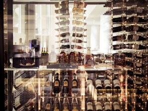 Bar (in der Unterkunft)