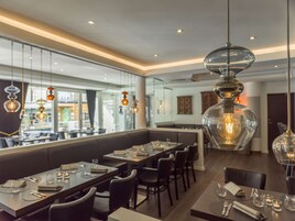 Der serveres morgenmad, frokost og aftensmad