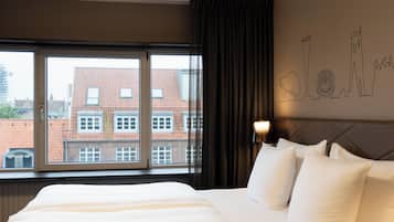 Business Room (Class) | Hypo-allergenic bedding, minibar, in-room safe, desk
