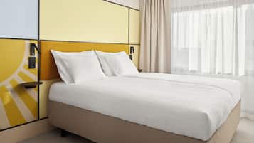 Superior Room, 1 King Bed, Tower | Premium bedding, minibar, in-room safe, desk