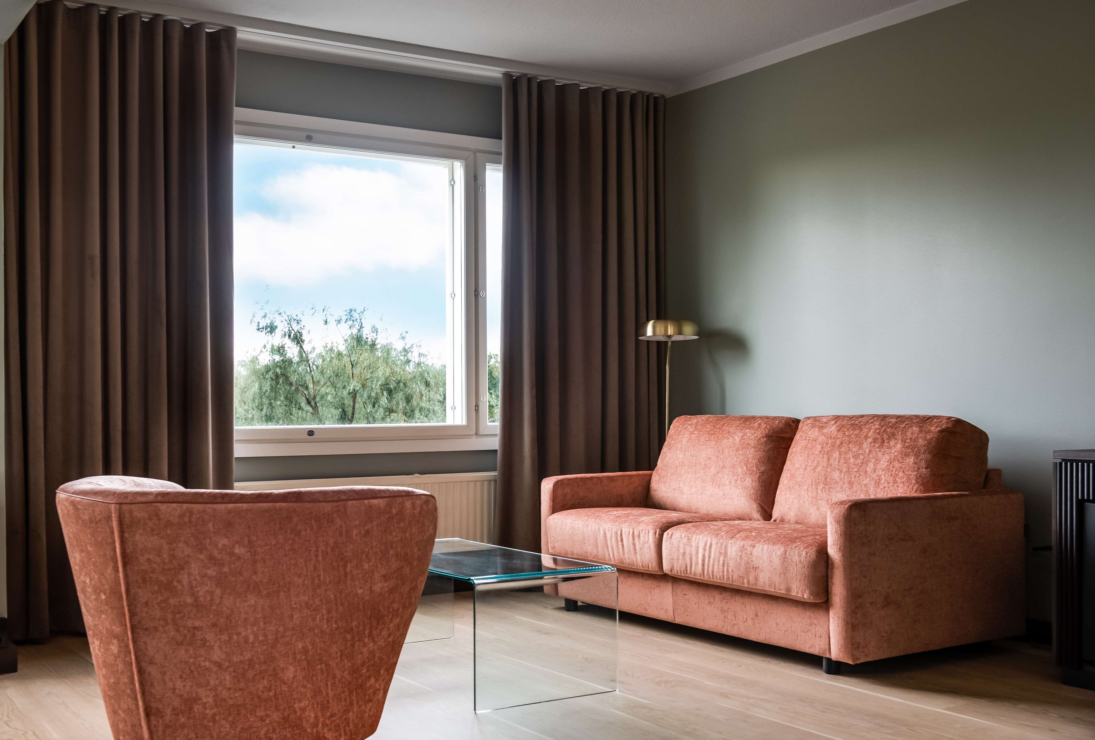 premium bedding, down duvets, memory-foam beds, minibar