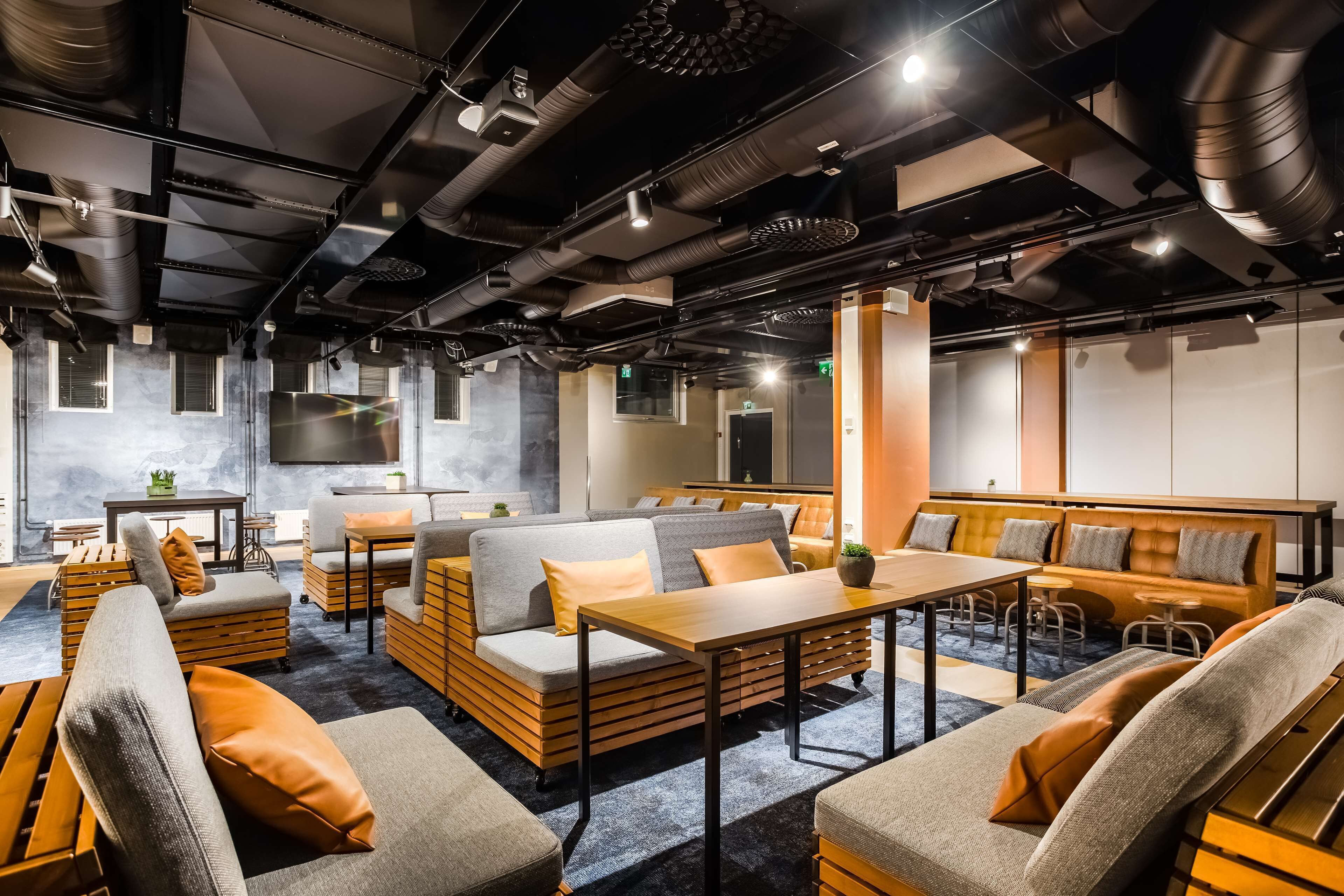Meeting facility